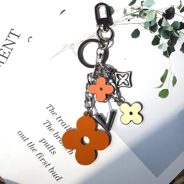 Bag Jewelry Horn Horn Accessories for Bags with Trendy Design and Luxury Unique Flower Red