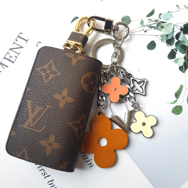 Bag Jewelry Horn Horn Accessories for Bags with Trendy Design and Luxury Unique Flower Red