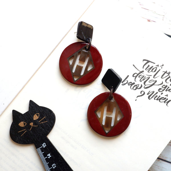 Buffalo Horn Disc Earrings Jewelry Handcraft Boho and Ethnic Earrings Geometric Deep Red and Brown