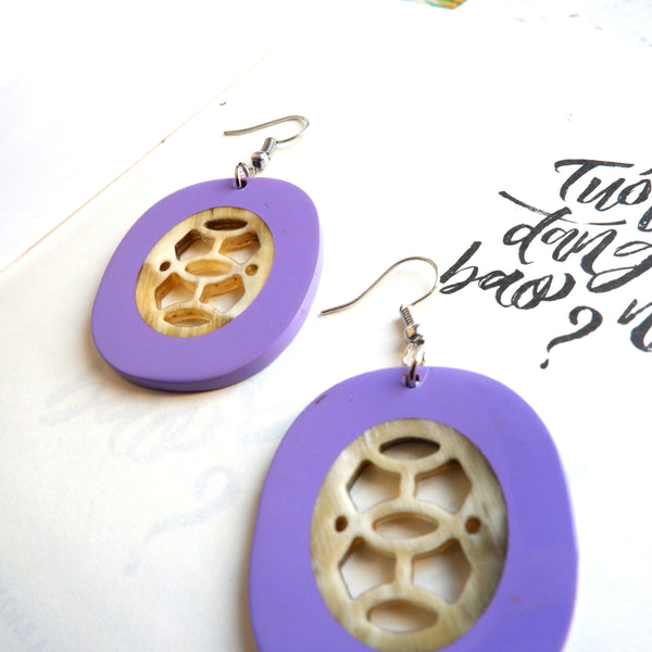 Buffalo Horn Disc Earrings Jewelry Handcraft Boho and Ethnic Earrings Oval Purple and Cream