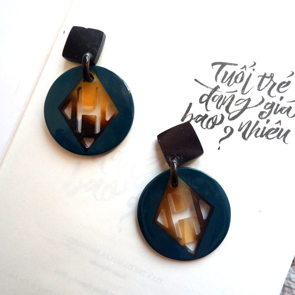 Buffalo Horn Disc Earrings Jewelry Handcraft Boho and Ethnic Earrings Geometry Dark  Turquoise and Brown