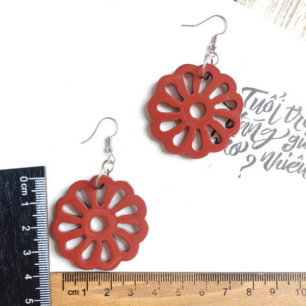 Buffalo Horn Disc Earrings Jewelry Handcraft Boho and Ethnic Earrings Flower Deep Red