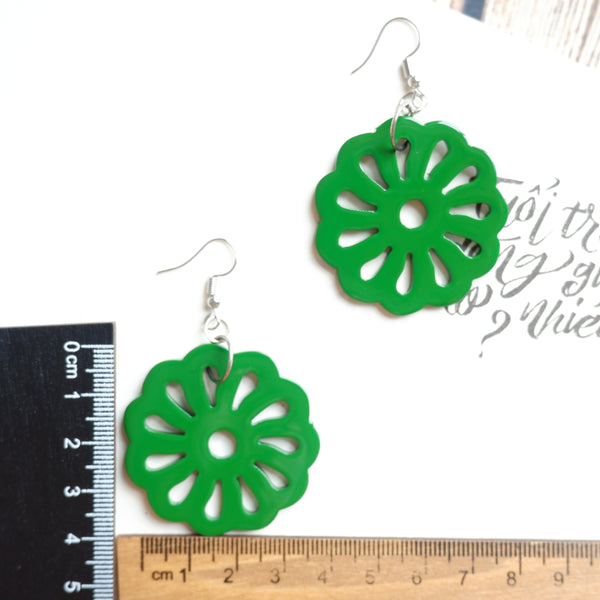 Buffalo Horn Disc Earrings Jewelry Handcraft Boho and Ethnic Earrings Flower Green