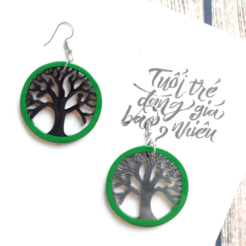 Buffalo Horn Disc Earrings Jewelry Handcraft Boho and Ethnic Earrings Black Tree and Green Cornice