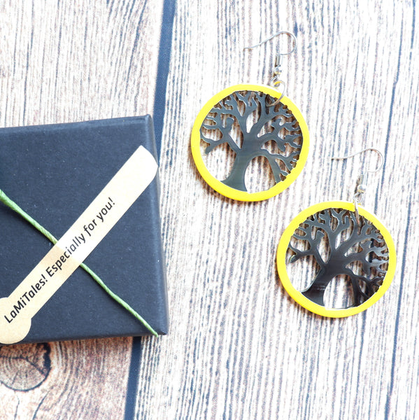 Buffalo Horn Disc Earrings Jewelry Handcraft Boho and Ethnic Earrings Black Tree and Yellow Cornice