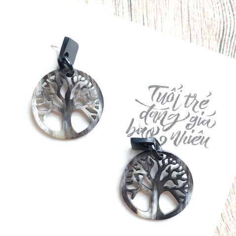 Buffalo Horn Disc Earrings Jewelry Handcraft Boho and Ethnic Earrings Black Mix White Tree