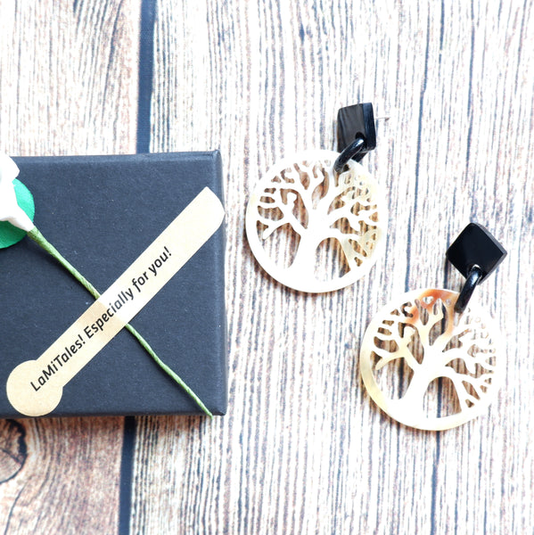 Buffalo Horn Disc Earrings Jewelry Handcraft Boho and Ethnic Earrings Cream Tree
