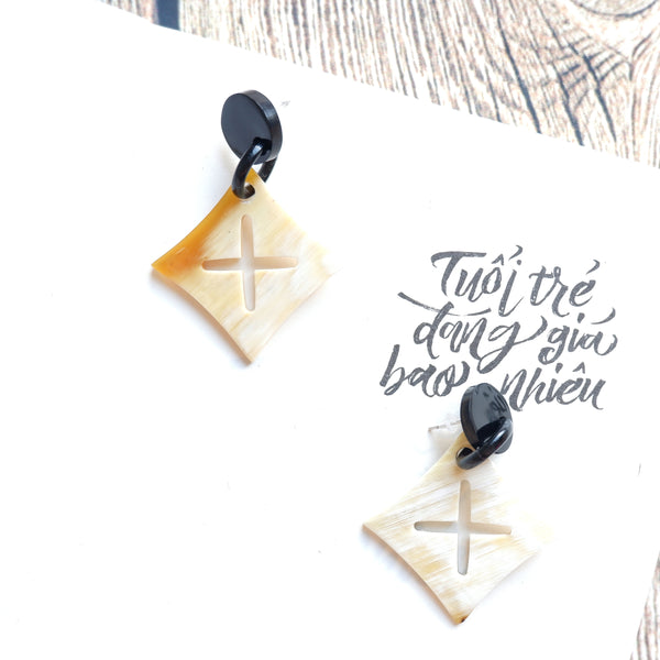 Buffalo Horn Disc Earrings Jewelry Handcraft Boho and Ethnic Earrings Rhombus White and Yellow