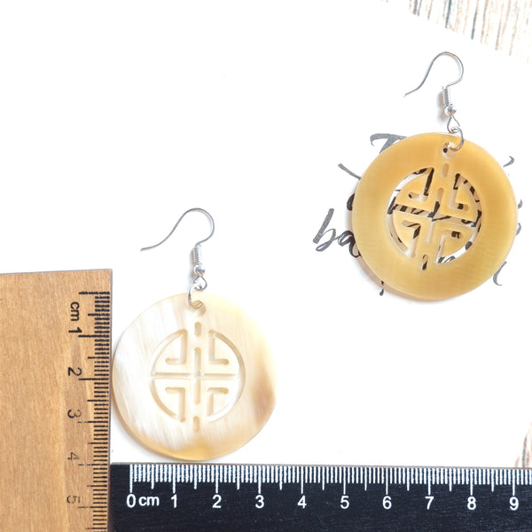 Buffalo Horn Disc Earrings Jewelry Handcraft Boho and Ethnic Earrings Round Light Yellow and White