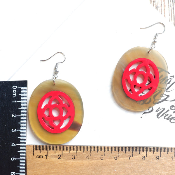 Buffalo Horn Disc Earrings Jewelry Handcraft Boho and Ethnic Earrings Oval Light Brown and Red