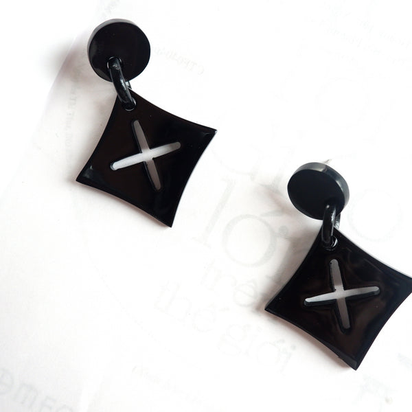Buffalo Horn Disc Earrings Jewelry Handcraft Boho and Ethnic Earrings Rhombus Black