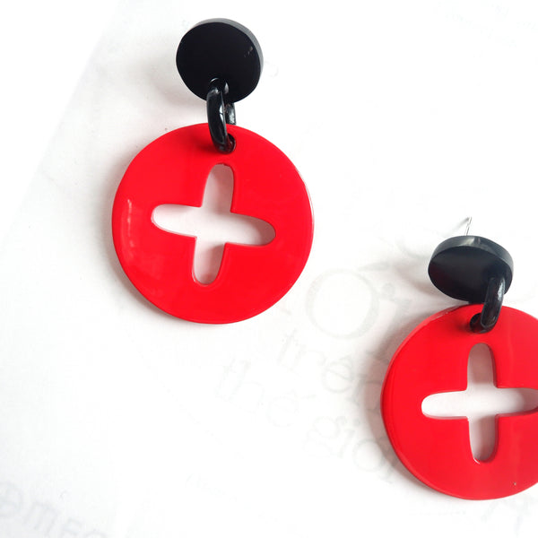 Buffalo Horn Disc Earrings Jewelry Handcraft Boho and Ethnic Earrings Round Red and Flower Middle