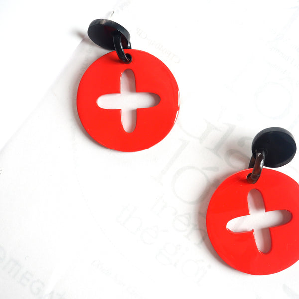 Buffalo Horn Disc Earrings Jewelry Handcraft Boho and Ethnic Earrings Round Red and Flower Middle