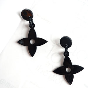 Buffalo Horn Disc Earrings Jewelry Handcraft Boho and Ethnic Earrings Black Flower